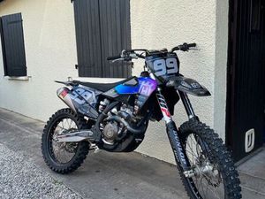 MOTO CROSS HUSQVARNA 350 FC 2019