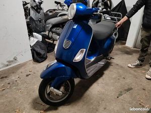 VESPA LX50