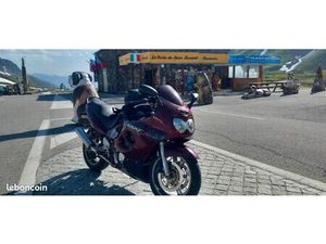 SUZUKI GSXF 750 1999