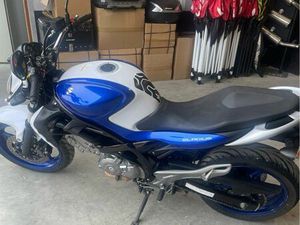 SUZUKI GLADIUS ABS A2