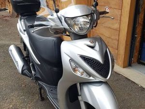 BEAU SCOOT 125 SUZUKI SIXTEEN CT OK