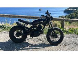 YAMAHA TW125 SCRAMBLER