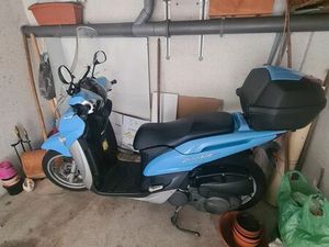 SCOOTER 125 YAMAHA X ENTER MOTO BUSINESS