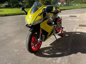 APRILIA RS 660