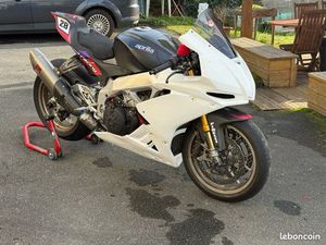 APRILIA RSV4 1100 2019