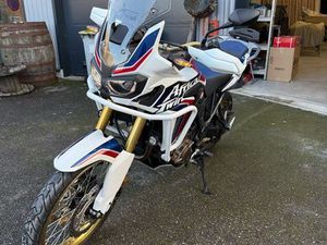 AFRICA TWIN CRF 1000