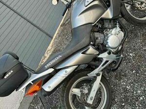 MOTO HONDA VARADERO 125