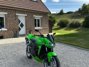KAWASAKI Z750
