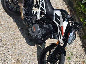 125 KTM DUKE SWAP 390