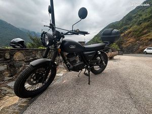 MOTO MASH SEVENTY 125