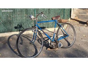 VÉLO MOTEUR MOSQUITO CADRE ORBEA■COMPLET, AVEC RESERVOIR AUXILIAIRE.■À REMETTRE EN ROUTE, DYNAMO PRÉSENTE.■ECHANGE POSSIBLE CONTRE TOUT TYPE DE MOTOBECANE PEUGE