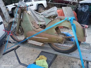 MONET GOYON STARLETT