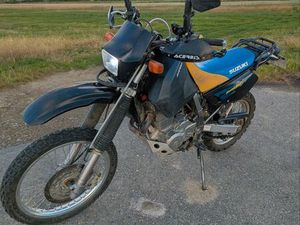 SUZUKI DR 650 SE
