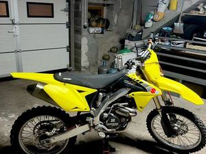 SUZUKI 250 RMZ