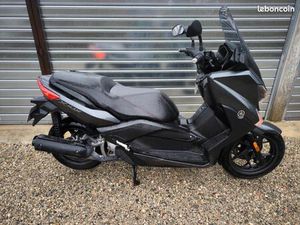 SCOOTER XMAX 125 ABS