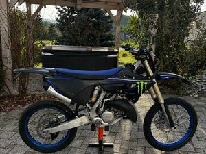 125 YZE YAMAHA MONSTER