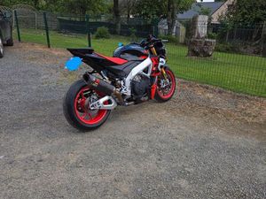 TUONO V4 FACTORY RSV4 APRILIA