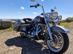 HARLEY-DAVIDSON ROAD KING CLASSIC FLHR C ABS – 2011