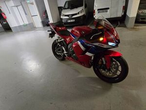 CBR 600 RR