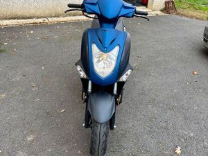 SCOOTER 50 KYMCO AGILITY 2022 – 11 830 KM – BON ÉTAT