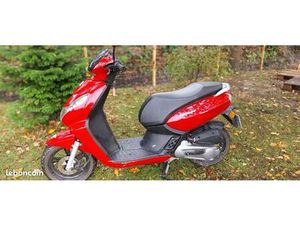 SCOOTER PEUGEOT KISBEE