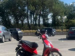 SCOOTER PIAGGIO LIBERTY