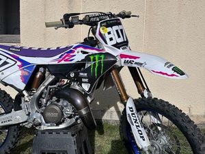 125 YZ