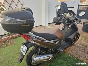 SCOOTER 125