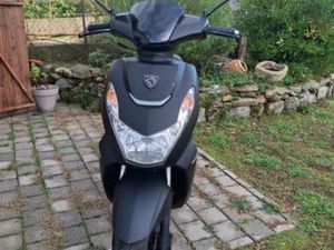 SCOOTER PEUGEOT KISBEE