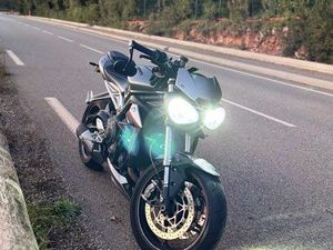 TRIUMPH STREET TRIPLE RS 2017