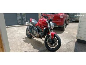 DUCATI MONSTER 821