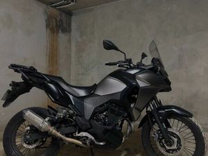 KAWAZAKI VERSYS X 300