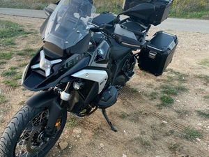 1300 GS TRIPLE BLACK CORRECTEUR D’ASSIETTE