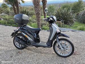 PIAGGIO LIBERTY ÉTAT NEUF