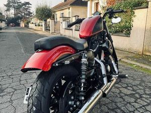 IRON 883