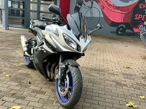 YAMAHA FAZER 800