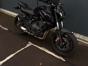 YAMAHA MT07 - TECH BLACK - A2
