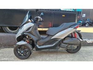 PIAGGIO MP3 300 HPE GARANTIE 12 MOIS