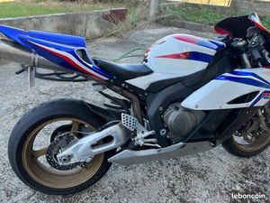 CBR 1000 RR