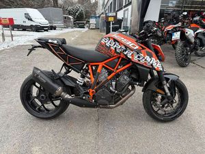 KTM 1290 SUPER DUKE R