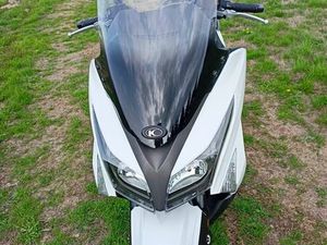 SCOOTER KYMCO 125 CM3 : X .TOWN