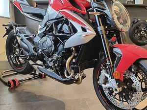 MV AGUSTA BRUTALE 800 RR – 80°