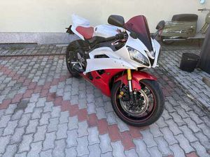 YAMAHA YZF-R6