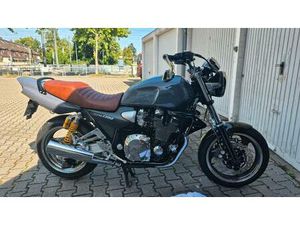 YAMAHA XJR 1300 RP02