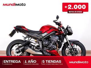 TRIUMPH - STREET TRIPLE