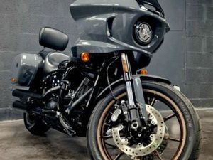 HARLEY-DAVIDSON SOFTAIL LOW RIDER 1923 ST 2023 1923 CM3 | MOTO CUSTOM | 28 075 KM | GRIS | 38600 FONTAINE