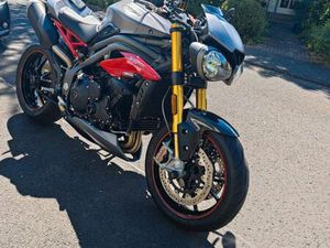 TRIUMPH SPEED TRIPLE R