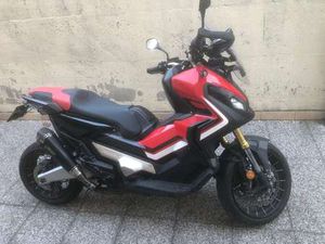 HONDA X-ADV 750 ROSSO