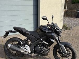 YAMAHA MT 125