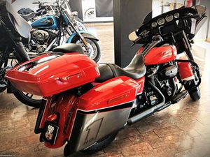 STREET GLIDE SPECIAL